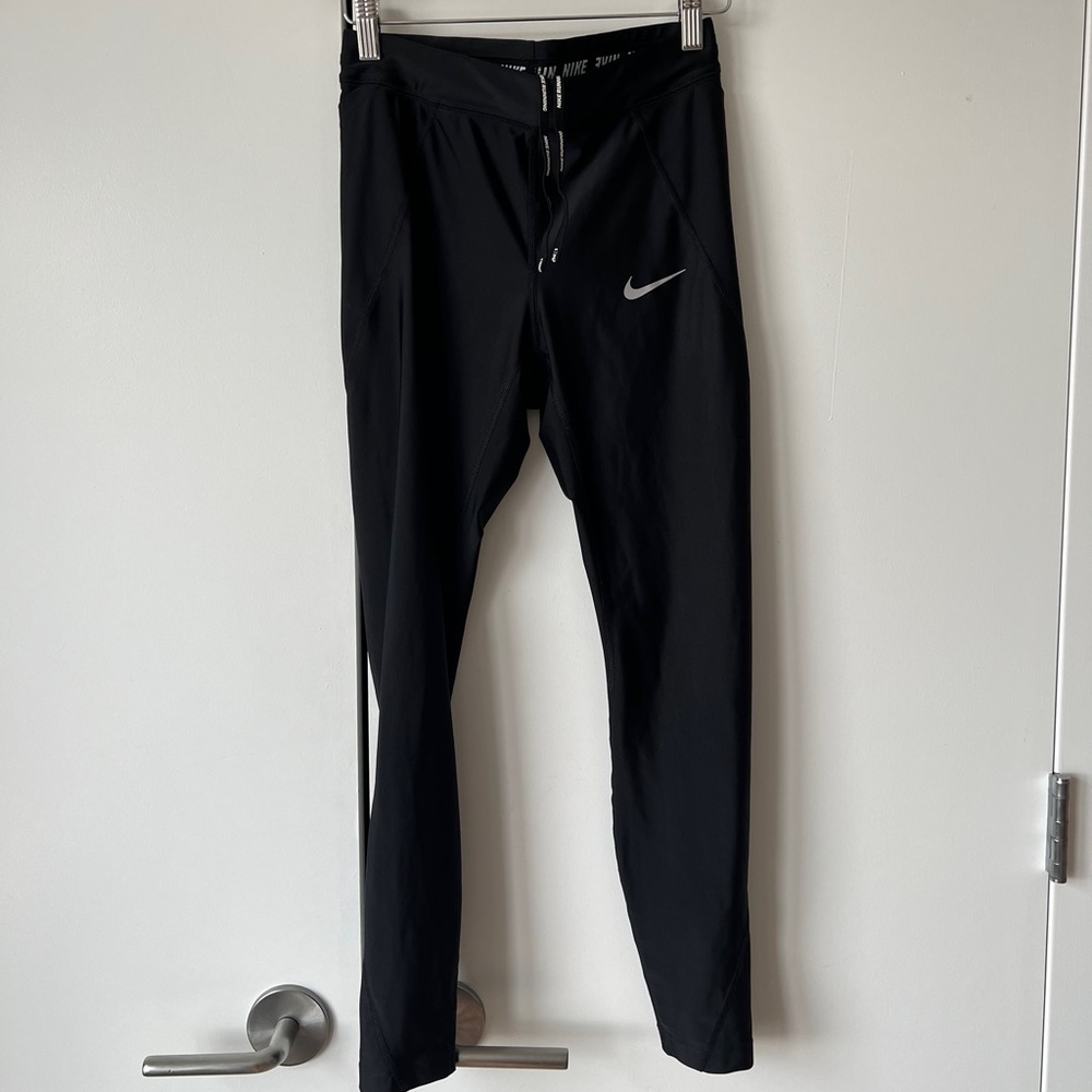 Nike crop leggings